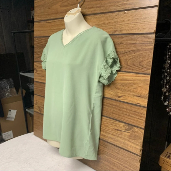 Mint Green Blouse with Lace Sleeves - Picture 4 of 4